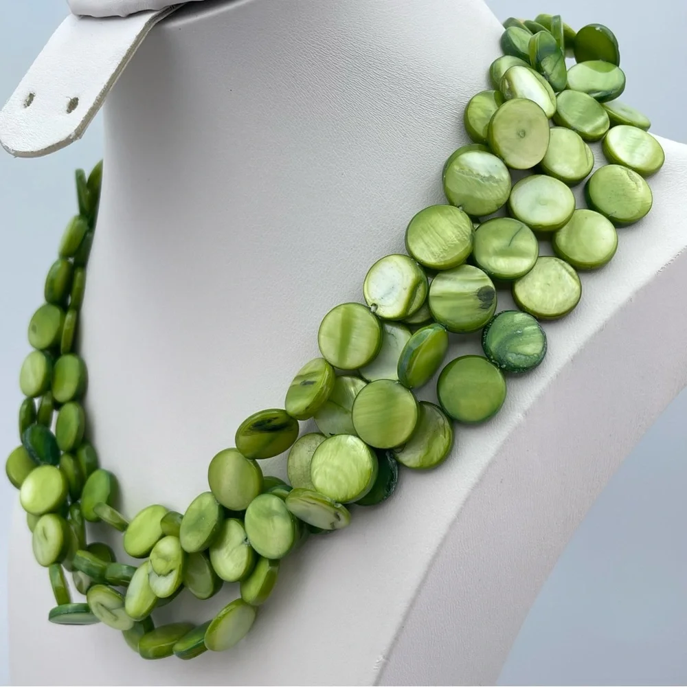 Stunning Green Multi-Strand Shell Disc Necklace – Adjustable Statement Jewelry